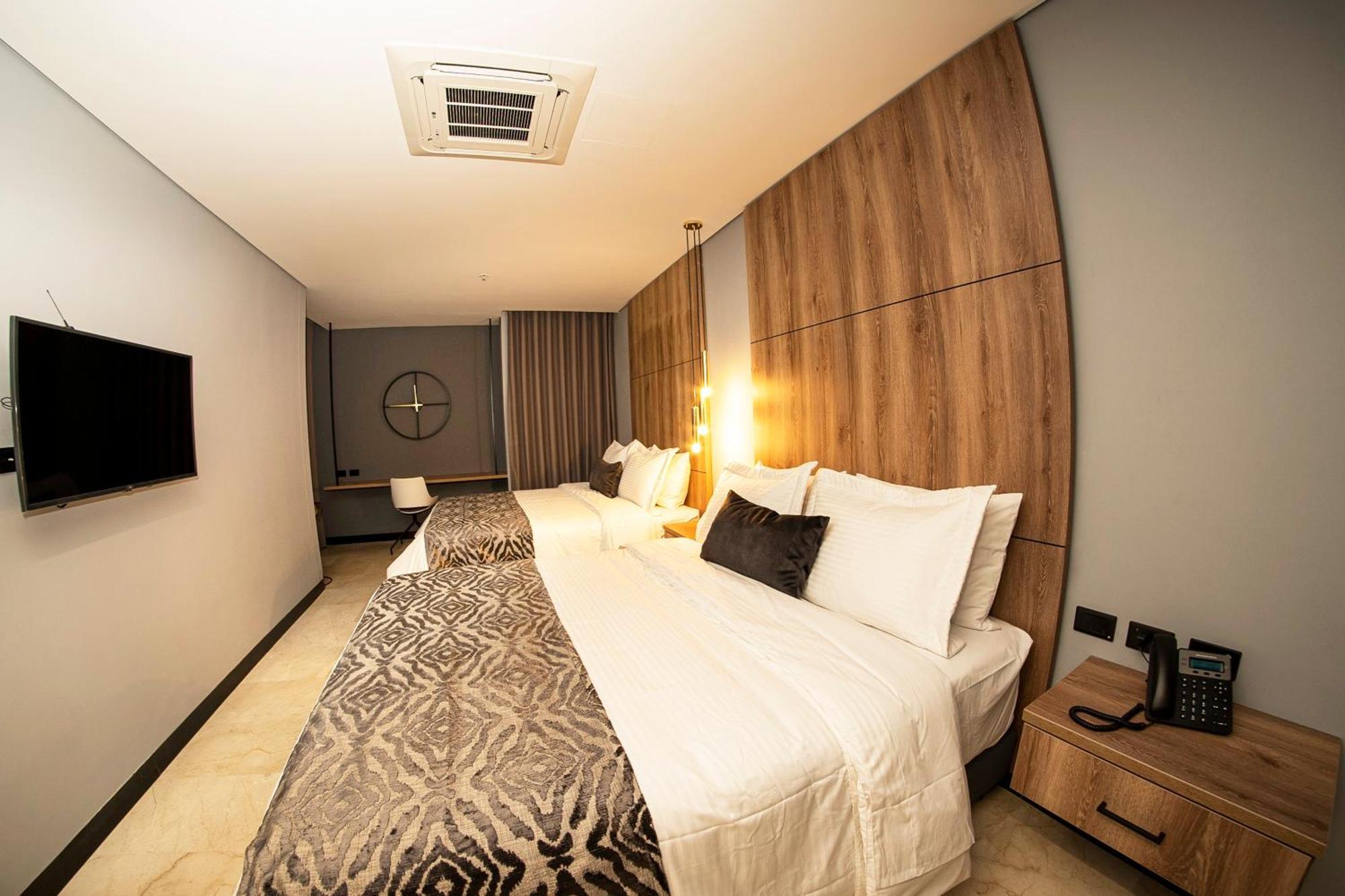 Hotel Cavalta By Bernalo Medellín